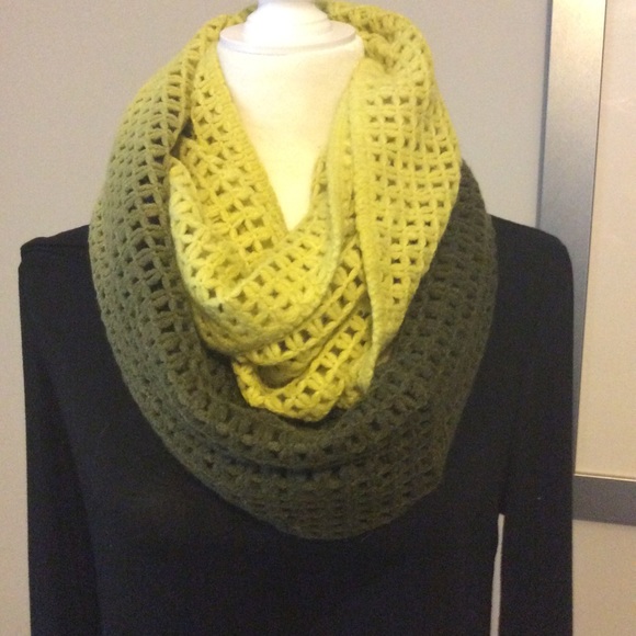 Infinity scarf - Picture 3 of 3